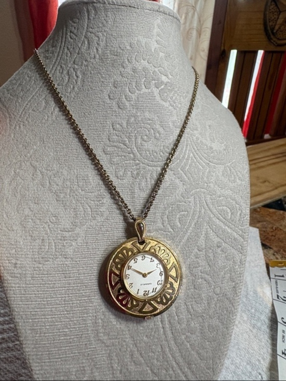 Vintage Caravelle Gold tone Pendant Watch Necklace - 24 inch Women Jewelry